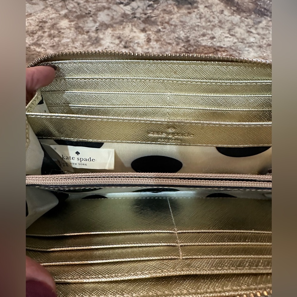 Kate Spade Wallet - Picture 6 of 11